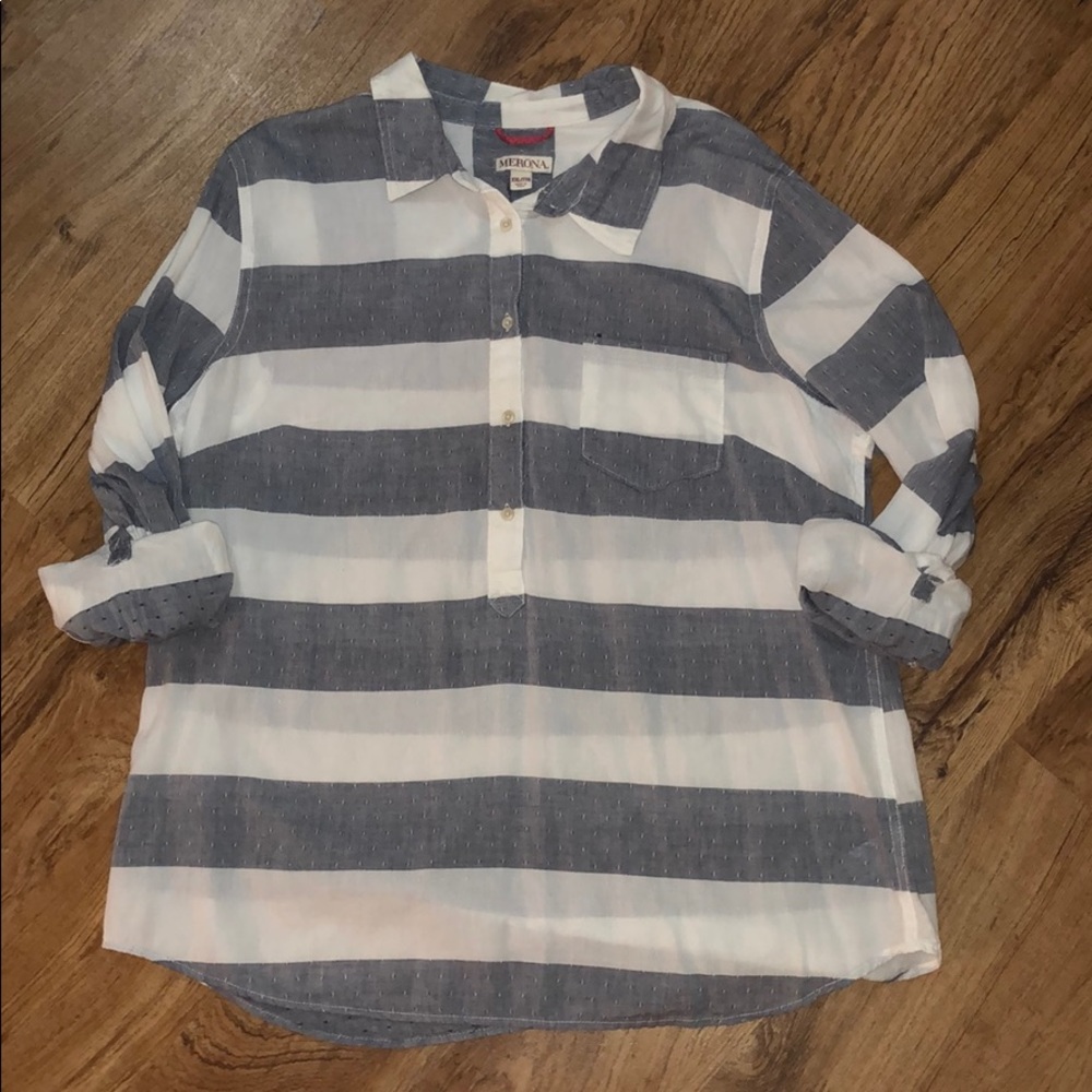 Button up (1/2), long sleeve top with cute stripes